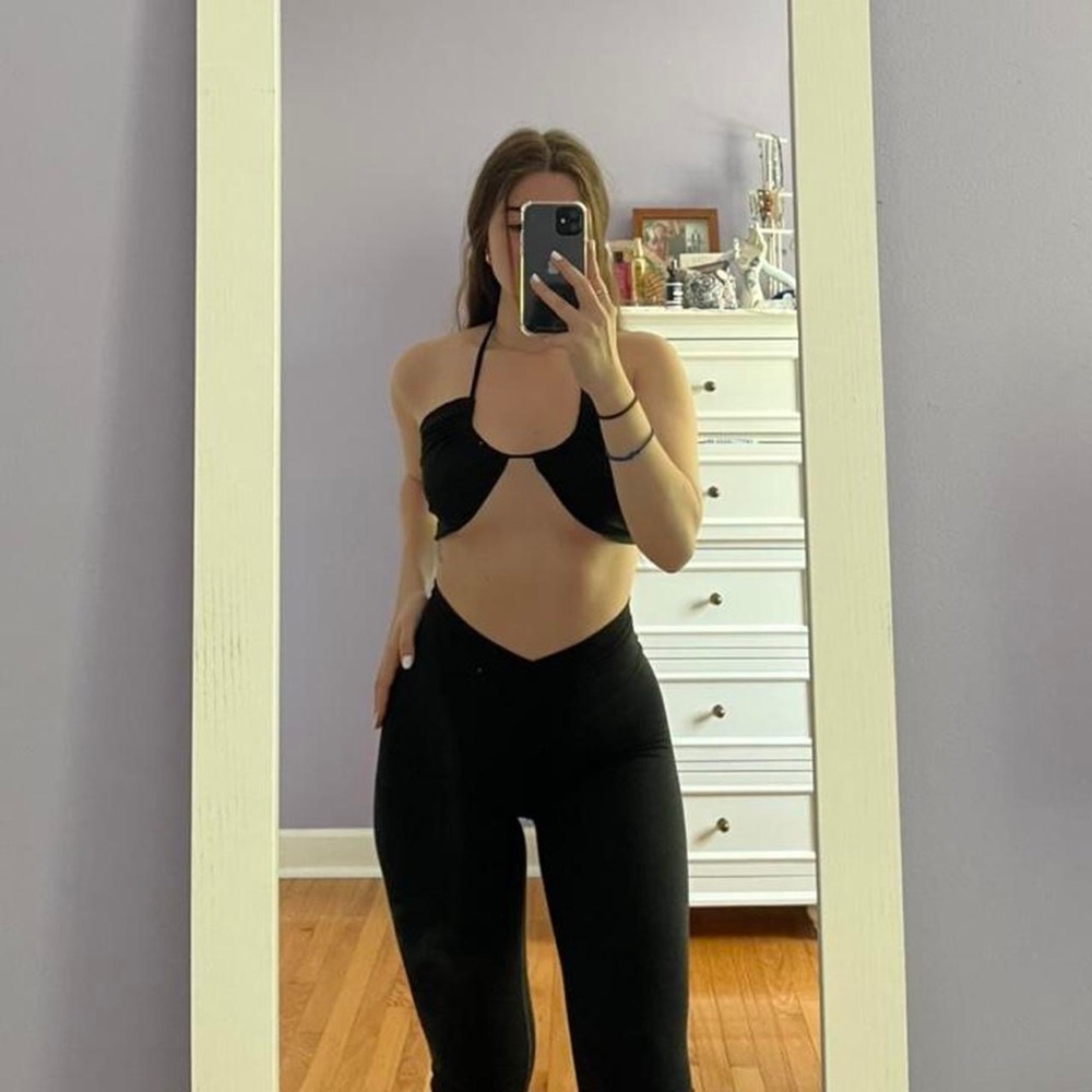 Black crop top
